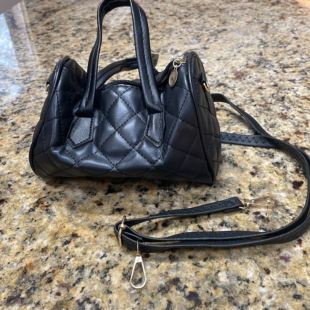 Black Quilted Mini Fashion Bag - Picture 7 of 13